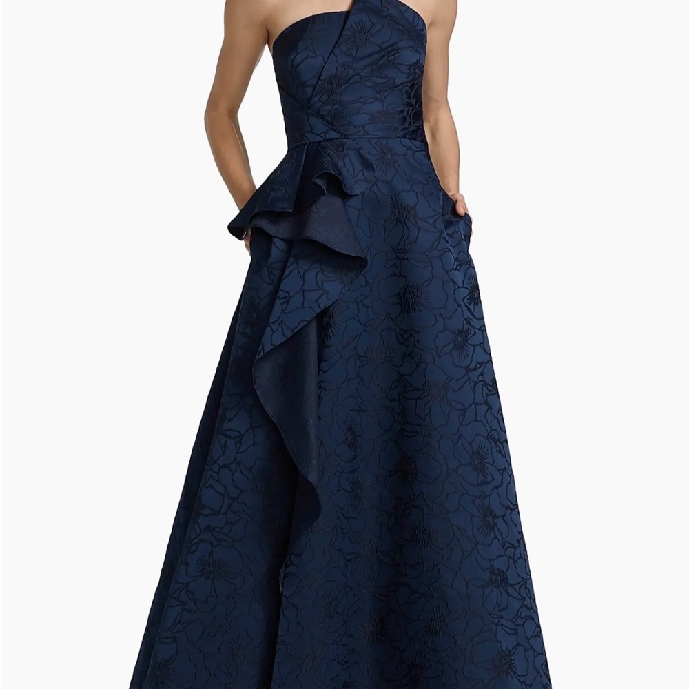 ML Monique Lhuillier Strapless Floral Jacquard Blue Sea  Ballgown